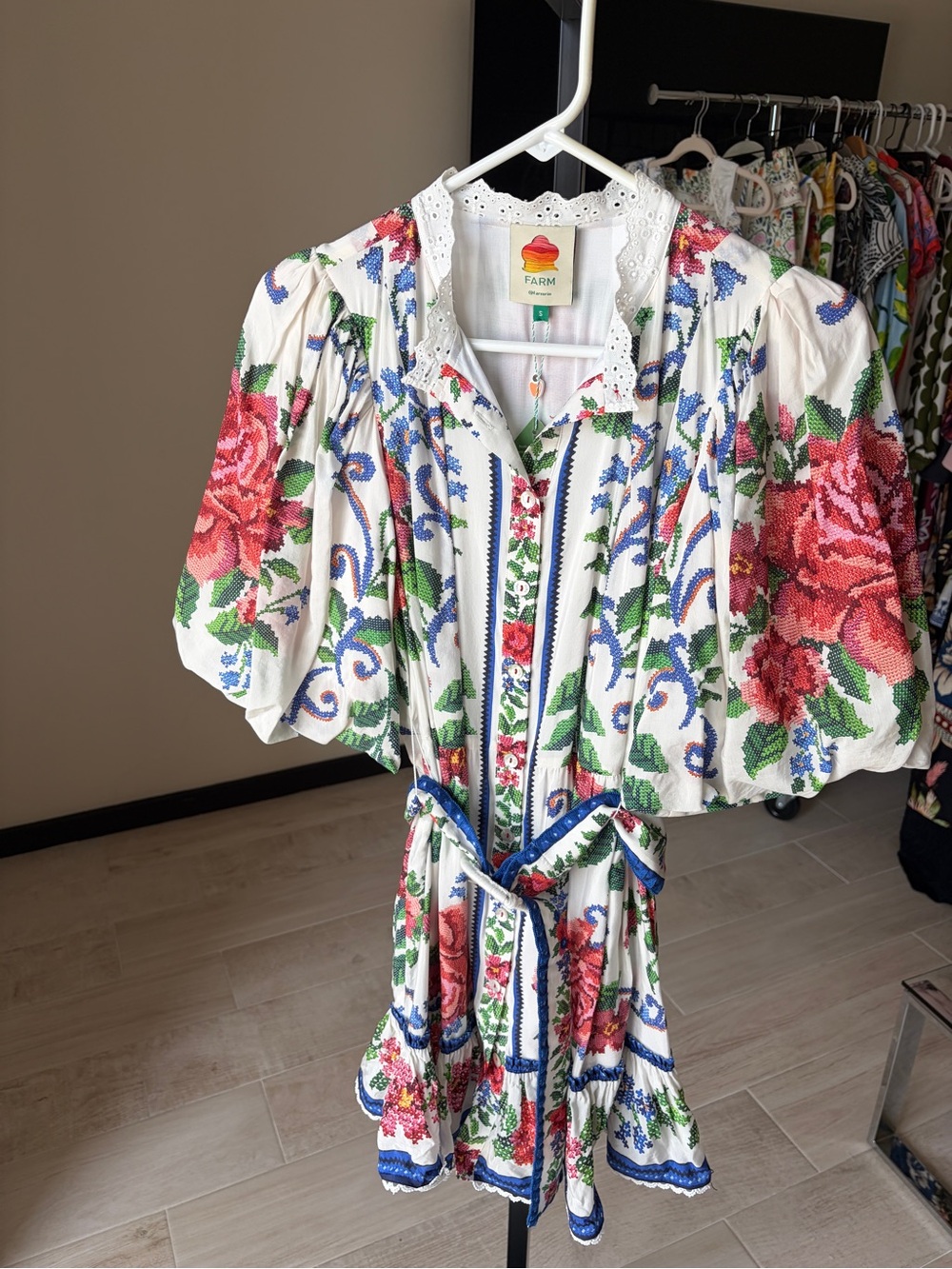 Farm Rio: Off-White Flower Tapestry Mini
Dress - Picture 4 of 13